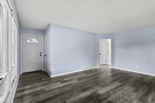 $2100.00 / 3br - Encantadora casa independiente de 3 habitaciones y 2 baños en Sturtevant, WI - $2100/mes63846717448193124
