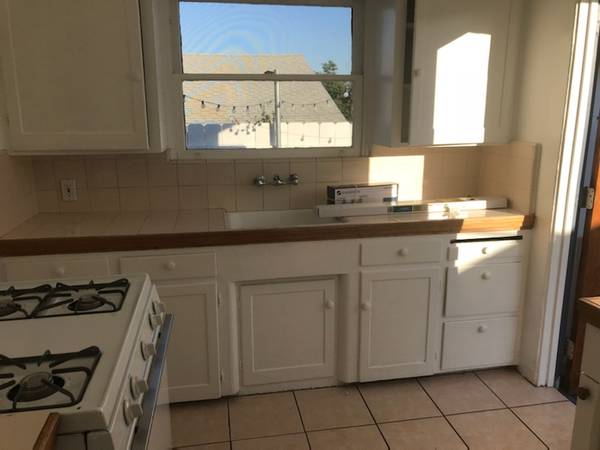 $2,300 / 1hab - 500ft2 - Un dormitorio en Golden Hill con aire acondicionado y garaje. ¡Aceptamos mascotas! (Golden Hill)63663904454401123