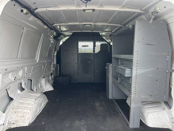 2013 Ford E-150 - Photo 8