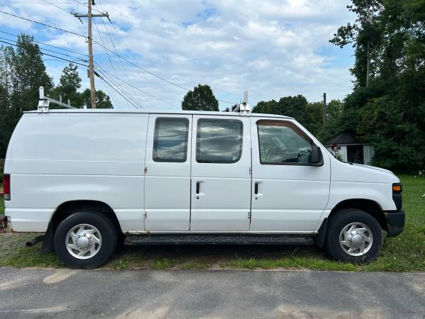 2011 Ford Econoline E250 - $6,500 (West Chazy)63441406918145122