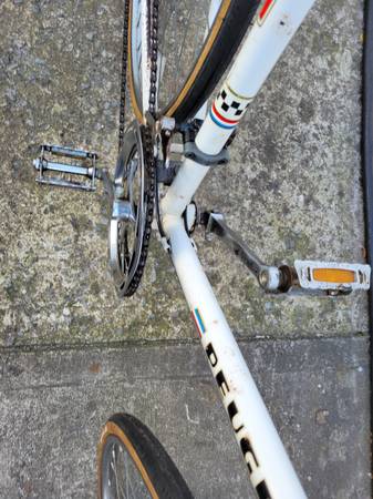 Bicicleta Peugeot blanca vintage de 10 velocidades - $150 (south ozone park)63471378938627123