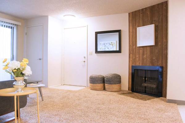 $1,210 / 1br - 700ft2 - Fantastic renovated 1 bed / 1 bath! Love where you live! 700 SqFt (Moses Lake - Moses Lake School District)63793059818627122