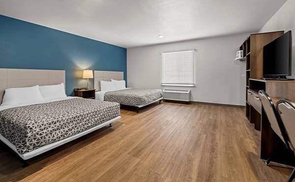 $350 / 1br - Affordable Living: Clean, Safe, With a Kitchen (4101 Galleria Drive, Loves Park, IL)63981970637955124