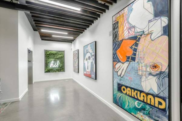 $3,095 / 2br - 998ft2 - Above and Beyond: 2 BR/2 BA with Fire Pit, Outdoor TV (oakland downtown)63850427457281124