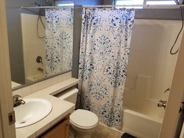 Habitación en alquiler por $800 (Auburn, Ca)64044027115393121