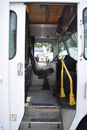 1997 GMC Workhorse P30 / - Photo 8