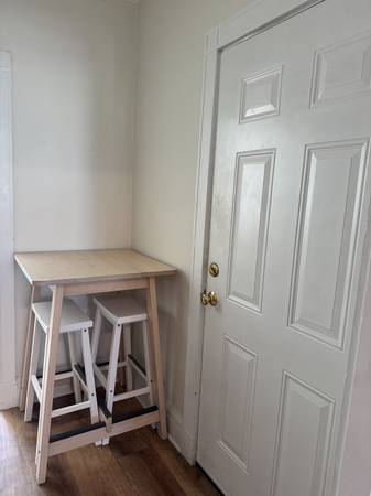 $2,660 / 2br - 700ft2 - 2BR + Office w/ Parking – Steps to Newtonville Commuter Rail (Newtonville)63931251421443123