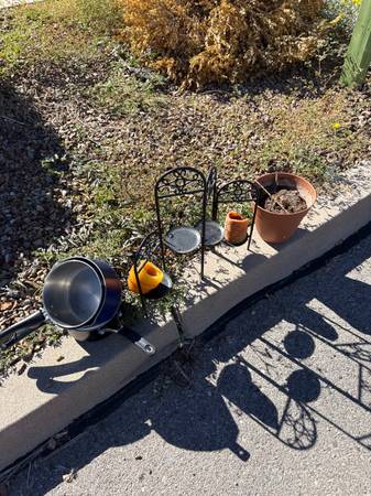 Winter cleaning - random free things 1