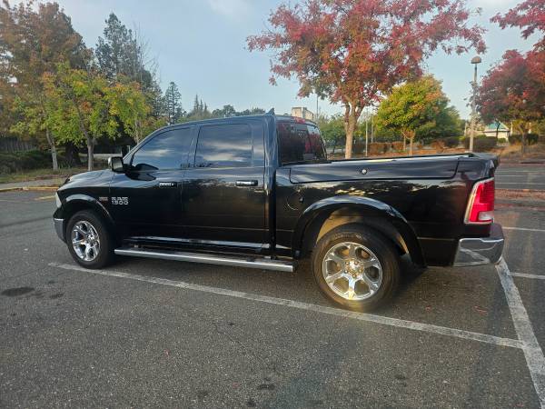 2017 RAM 1500 Laramie - Photo 2