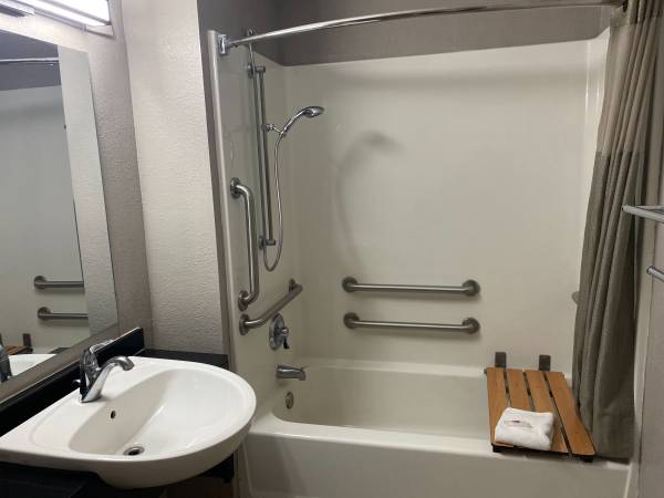 Weekly Extended Stays Free Premium Cable | Book Below 1