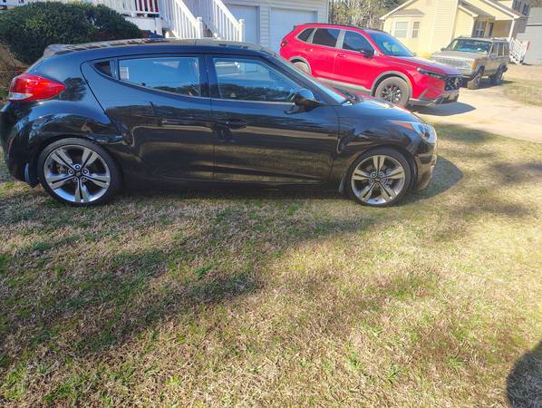 2013 Hyundai Veloster - $6,500 (Hiram ga)63620197215491121