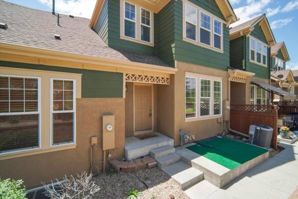 $538,950 / 2br - 2422ft2 - Littleton-Townhome-2 bed+Office+2.5bath+2 car garage+Full Basement (Littleton)63849271993731120