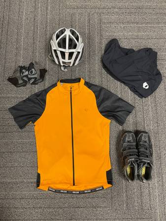 Pearl Izumi and Specialized Cycling Clothing Set 1