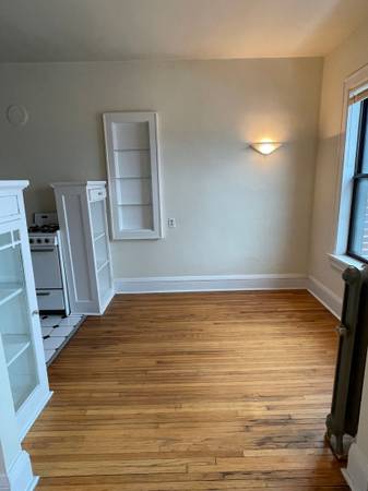 $725 / 1br - 500ft2 - Top Floor Corner, 1 BR  Above Spyhouse Coffee (Minneapolis)63990529828226123