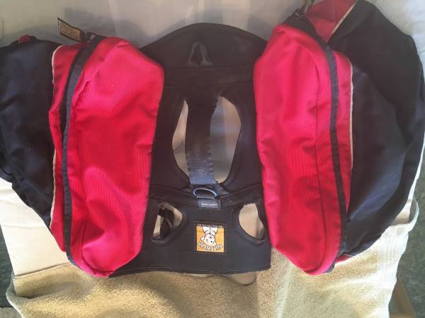 Ruffwear Dog Pack and misc dog supplies 1