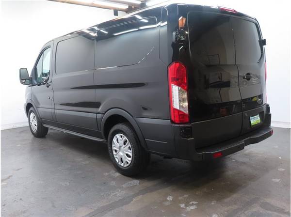 Furgoneta Ford Transit 150 2018 - ¡BUENO/MALO/CRÉDITO NULO ACEPTABLE! - $20,499 (+ Escondido Auto Super Center)63440230265091123
