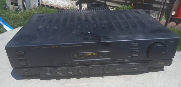 Fisher CA-9025 Studio Standard Stereo Amplifier 1