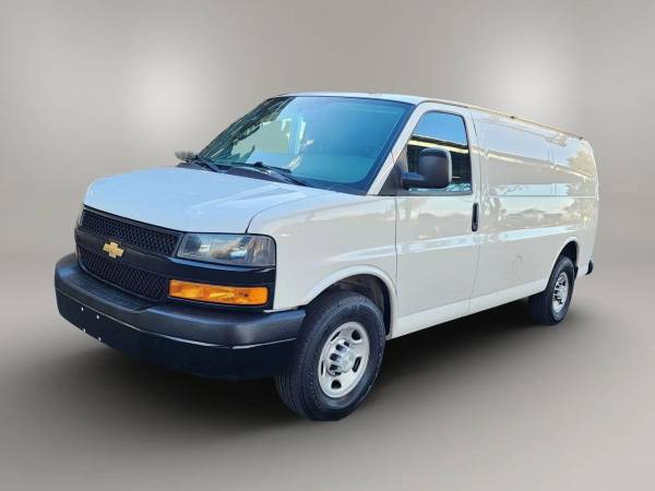 2020 Chevrolet Express 2500 - Photo 3