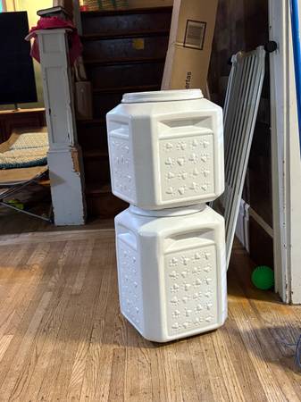 Free pet food storage bins 1