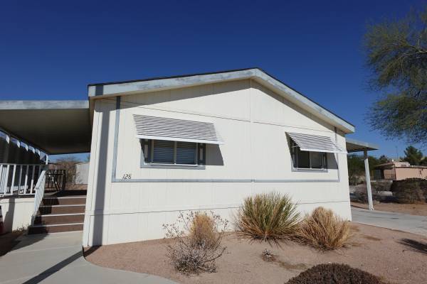 $68,000 / 1248ft2 - 1998 Skyline Manufactured home 26x48 1248 sq ft 3-bedroom 2 baths (Kingman)63799544886913123