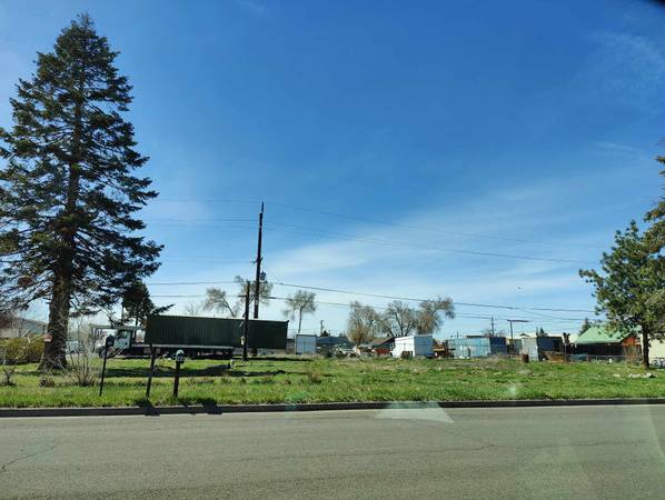 $135,000 / 5000ft2 - Terreno nivelado despejado para construcción en Redmond, Oregon, zonificación de uso mixto con servicios disponibles! (Redmond)63839289100417121