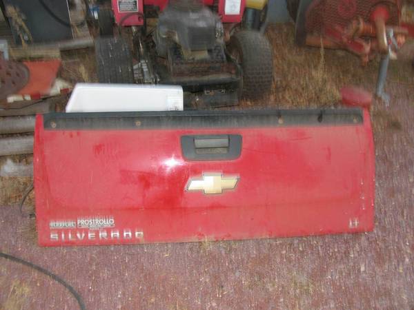 2013 chevy tailgate 1