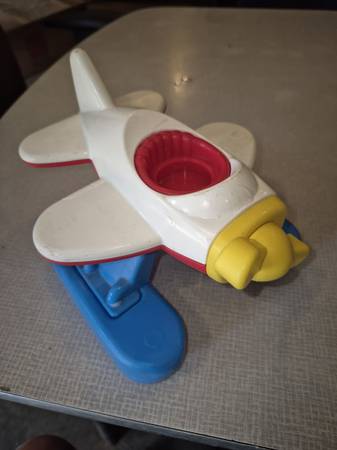 Fisher Price airplane 1