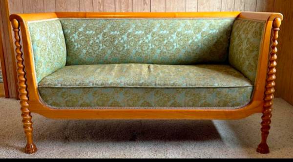 Antique Scandinavian Sofa-&-chair set 1