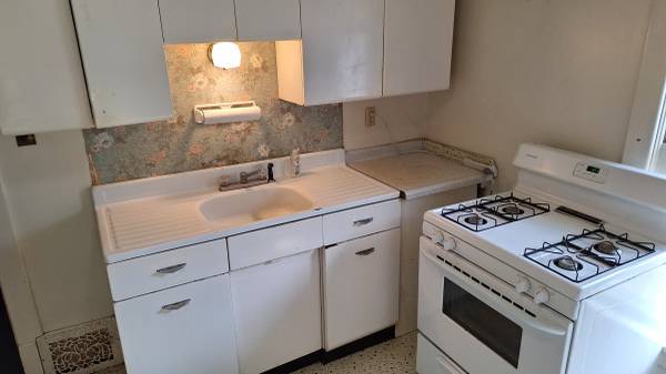 $650 / 1br - 700ft2 - Morningside by McDonalds 1 bedroom 2nd floor (Morningside)63849376391427123