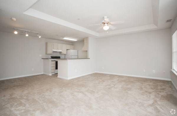 $1,405 / 2br - 1244ft2 - Beautiful 2 Bed / 2.5 Bath Layout, Tons of Light. Call for a Tour! (Newnan)63921560408963121