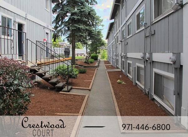 $1,400 / 2br - 2 Bed 1 Bath in a Great Loc - 24-Hour On-Site Laundry Facility (Portland)63956785914498120