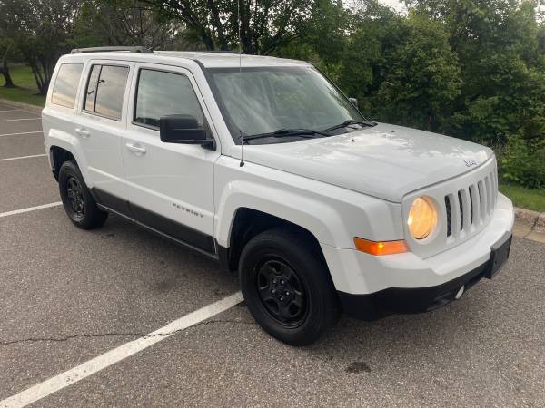 2016 Jeep Patriot AWD (funciona bien) con piezas nuevas - $2,20063481148510849123