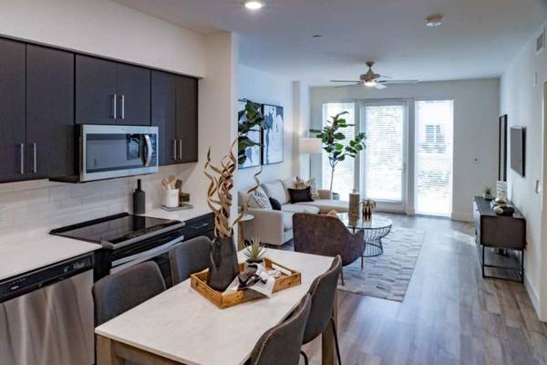 9/10 Dentist Recommend us~ 10 Weeks Free @ The Dylan! 1