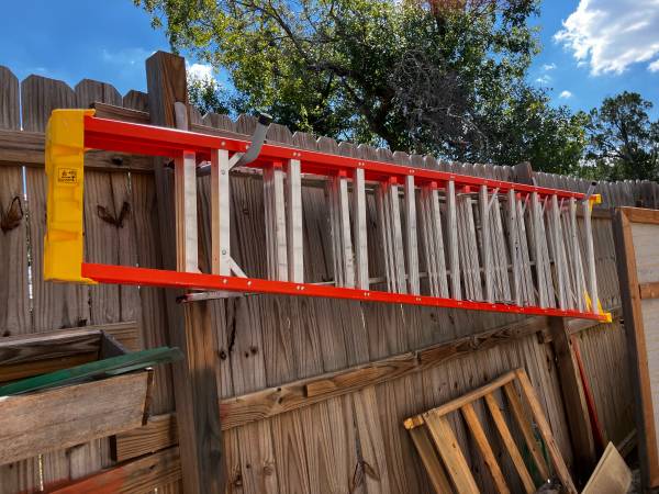 12 foot step ladder 1