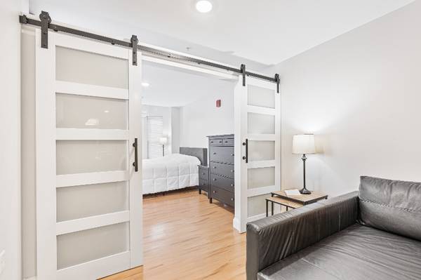 $1799.00 / 1br - 550ft2 - Amueblado • Acceso Seguro • Servicios • Estacionamiento • WiFi • Corto/Largo Plazo63931655139203123
