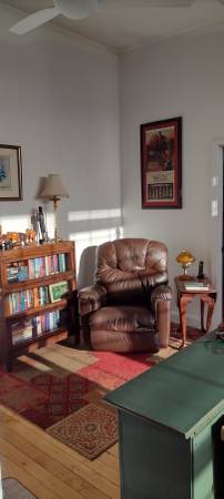 $1,895 / 1br - 1100ft2 - One of a kind townhouse, quiet surrounding. (Temple nh)63931655906435123