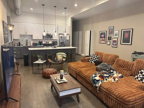 $3,040 / 3br - 1400ft2 - 3 bed/2 bathApartment for Rent (West Town/Ukranian Village (Chicago)63898858219779121