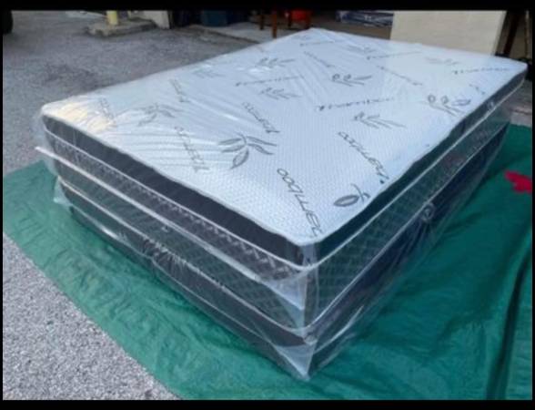 New queen mattress set pillowtap - $300 (Houston)63471186922881121