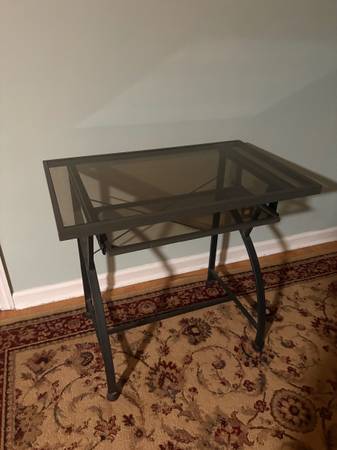 Glass computer desk 1