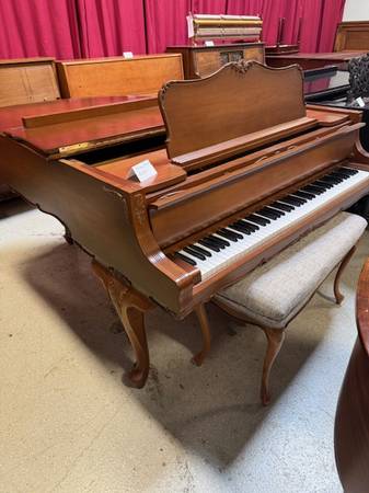 Schimmel Grand Piano 1