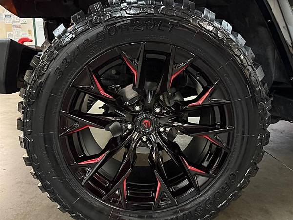 2013 Jeep Wrangler Unlimited Sahara 4x4 ENVÍO GRATIS FINANCIAMIENTO INTERNO - $20,950 ((LLAME/ENVÍE UN MENSAJE DE TEXTO 706-216-0175))63620427272577122