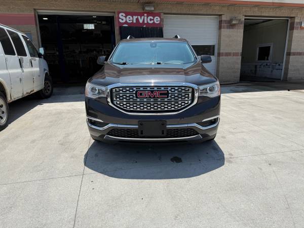 2017 GMC ACADIA DENALI AWD FINANCIACIÓN DISPONIBLE - $12.995 (Detroit)63488152663427121