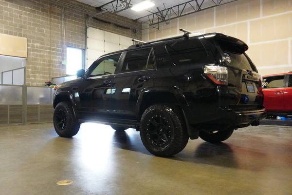 2020 *Toyota* *4Runner *TRD Off Road Premium 4WD* Midni - $31,991 (Stouffair Motors)63469776000641123