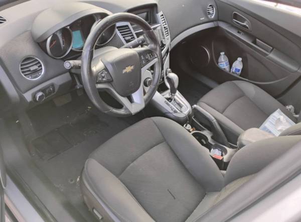 2011 CHEVY CRUZE ARRANQUE REMOTO - $2,200 (Bellwood)63618846998273124