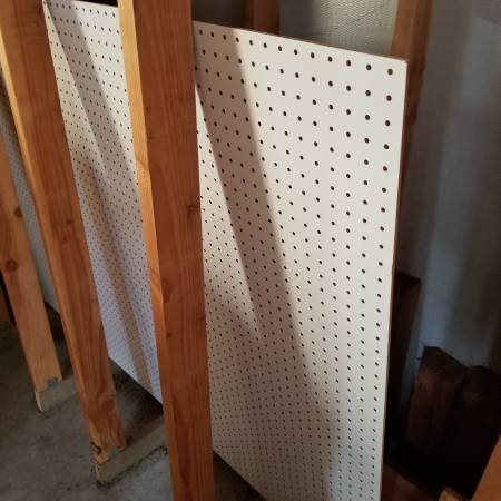 4x8 Peg Board 1