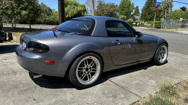 2006 Mazda Miata Sport - Listo para pista - $9,000 (Des Moines)63623367558401124