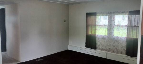 $69,500 / 3br - 900ft2 - country 1/2 acre manufactured house. Land contract (Jackson)63952522556035123