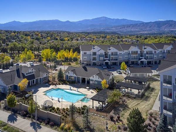 $1,404 / 1br - 762ft2 - All Appliances GE Energy Star Rated, Custom Designed Cabinetry (North Colorado Springs)63668453040515121
