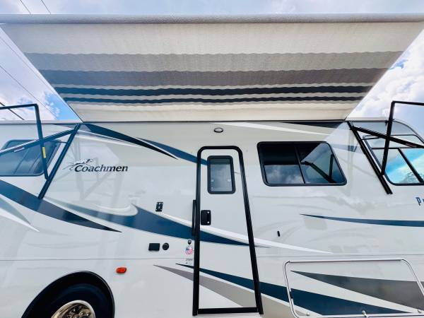 2021 Coachman, autocaravana Pursuit Clase A - $36,500 (St. Mary's, Georgia)63471403627779124