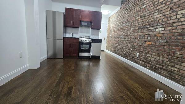 $4250.00 / 1br - NOLITA GEM, WASHER DRYER IN THE APARTMENT (East Village)63827204582275120